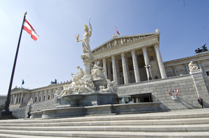 Bild zeigt das Gebäude des österreichischen Parlaments